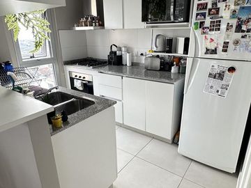 Departamento en Lomas de Zamora, 3 ambientes con balcon terraza, baulera y cochera!