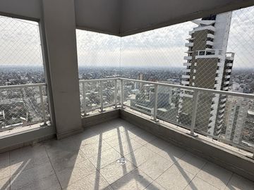 Departamento en Lomas de Zamora, 3 ambientes con balcon terraza, baulera y cochera!
