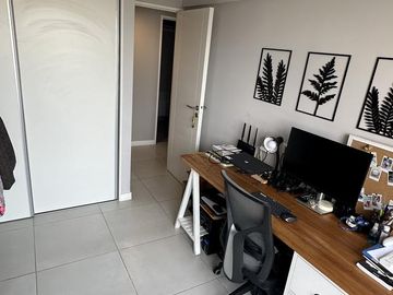 Departamento en Lomas de Zamora, 3 ambientes con balcon terraza, baulera y cochera!