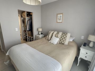 Departamento en Lomas de Zamora, 3 ambientes con balcon terraza, baulera y cochera!