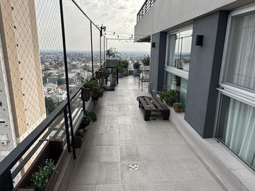 Departamento en Lomas de Zamora, 3 ambientes con balcon terraza, baulera y cochera!