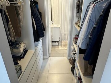 Departamento en Lomas de Zamora, 3 ambientes con balcon terraza, baulera y cochera!