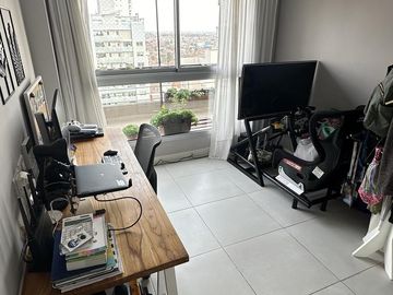 Departamento en Lomas de Zamora, 3 ambientes con balcon terraza, baulera y cochera!