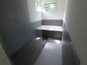 Casa - Fincas de Iraola I