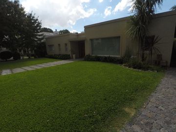 Casa - Fincas de Iraola I