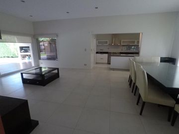 Casa - Fincas de Iraola I