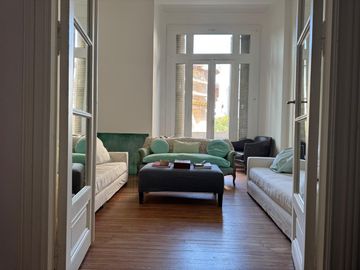 Departamento en venta - 4 Dormitorios 2 Baños - 165Mts2 - Retiro