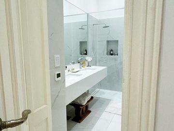 Departamento en venta - 4 Dormitorios 2 Baños - 165Mts2 - Retiro