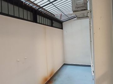Departamento en venta 2 ambientes Balvanera con patio