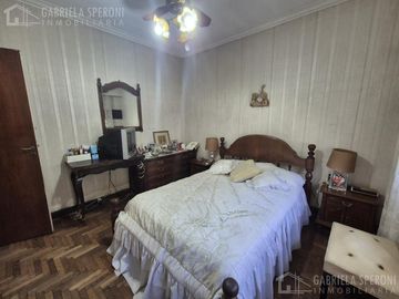 Casa 3ambientes VENTA Banfield