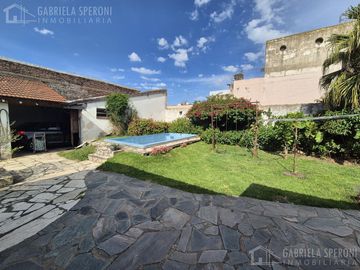 Casa 3ambientes VENTA Banfield