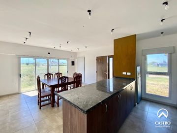 Casa en Solares del Valle, Villa de Merlo.