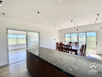 Casa en Solares del Valle, Villa de Merlo.