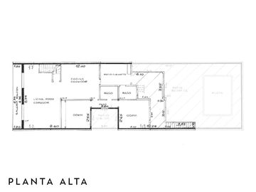 Casa de 6 dormitorios con pileta y 2 cocheras