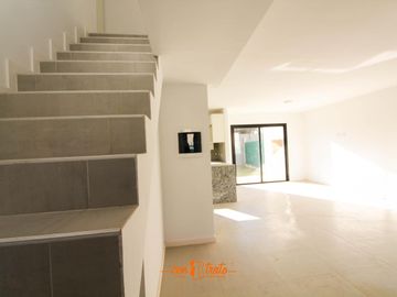 INTROVA ECO HOUSING CASA DE 3 Dormit  Últimas 2 unidades A ESTRENAR!