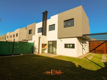 INTROVA ECO HOUSING CASA DE 3 Dormit  Últimas 2 unidades A ESTRENAR!