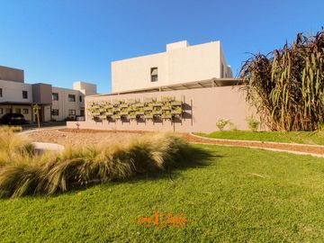 INTROVA ECO HOUSING CASA DE 3 Dormit  Últimas 2 unidades A ESTRENAR!