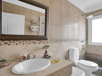 Casa en venta en Ayres del Pilar, La Rural