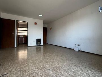 OPORTUNIDAD!!! - Dpto en VENTA: 2 Dormitorios - Balcón con gran vista