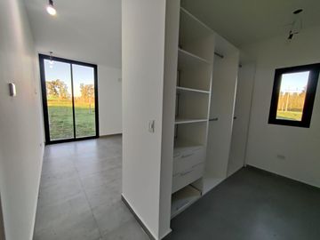Casa en Santa Elisa Pilar del Este