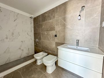 Departamento en venta de 2 ambientes a estrenar e Barracas.