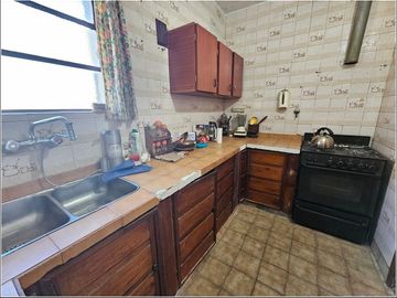 Casa en venta de 2 dormitorios en Granadero Baigorria, garaje, patio y quincho