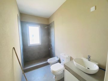 Casa en Santa Emilia, Pilar del este