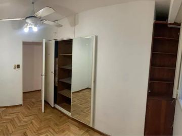 Departamento en venta - 2 Dormitorios 1 Baño - 67Mts2  Caballito