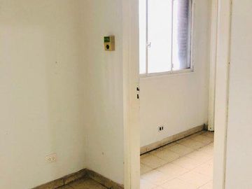 Belgrano 4300, Wilde ¡Amplia casa de 4 ambientes en venta, sobre Avenida! ¡Ideal emprendimiento!