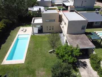 Casa en venta en Roldán