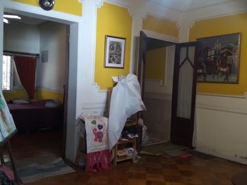 CASA EN  FLORESTA