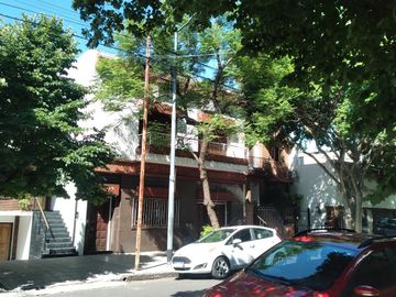CASA EN  FLORESTA