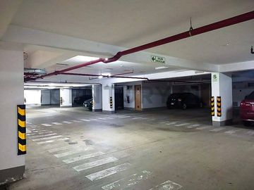 VENTA DE DEPARTAMENTO DUPLEX CON VISTA EXTERNA, EN MIRAFLORES