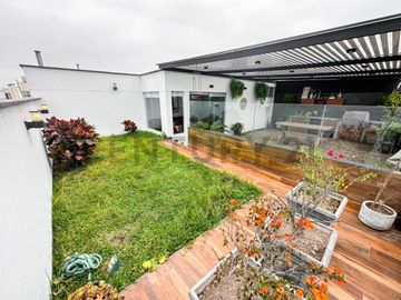 VENTA DE DEPARTAMENTO DUPLEX CON VISTA EXTERNA, EN MIRAFLORES