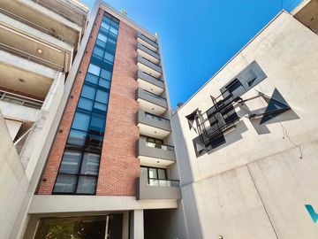 Departamento en venta Castelar Norte a estrenar semipiso 2 ambientes