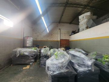 Depósito en Venta de 680m2 cub en Ramos Mejia