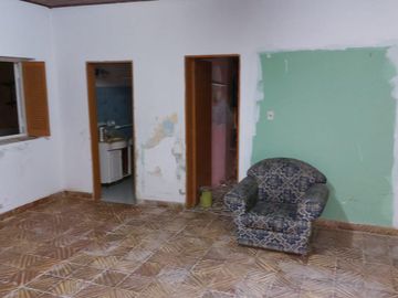 Casa en  al 900