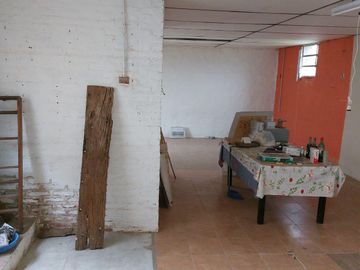 Casa en  al 900