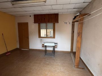 Casa en  al 900