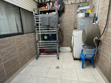 PH en venta de 2 ambientes con patio - Wilde