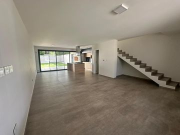 Duplex en Venta en Mansos de Sur, 3 dormitorios y 3 baños, PREMIUM a estrenar, amplio y luminoso