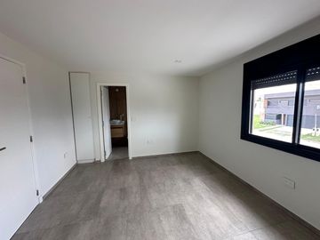 Duplex en Venta en Mansos de Sur, 3 dormitorios y 3 baños, PREMIUM a estrenar, amplio y luminoso
