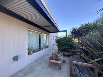 VENTA DE CASA EN DOS PLANTAS AREA 2 AL GOLF