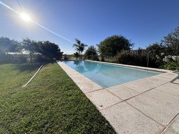 VENTA DE CASA EN DOS PLANTAS AREA 2 AL GOLF