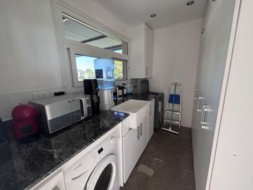 VENTA DE CASA EN DOS PLANTAS AREA 2 AL GOLF