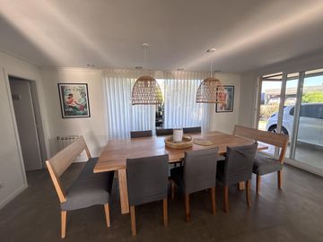 VENTA DE CASA EN DOS PLANTAS AREA 2 AL GOLF