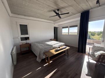 VENTA DE CASA EN DOS PLANTAS AREA 2 AL GOLF