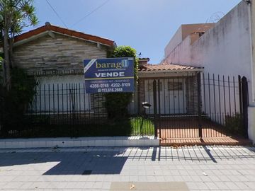 Chalet en Banfield. RE TASADA, NUEVO VALOR. VENTA DIRECTA