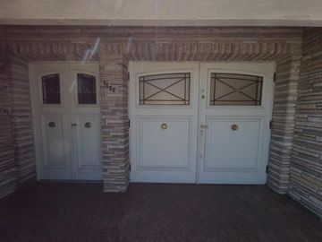 Chalet en Banfield. RE TASADA, NUEVO VALOR. VENTA DIRECTA