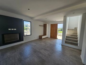 Casa 3 Dormitorios - Los Castaños Nordelta